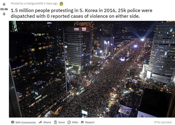 해외 유명 커뮤니티에 올라온 2016년 한국 촛불집회 사진에 수만명이 공감하고 있다. 레딧(reddit) 캡처