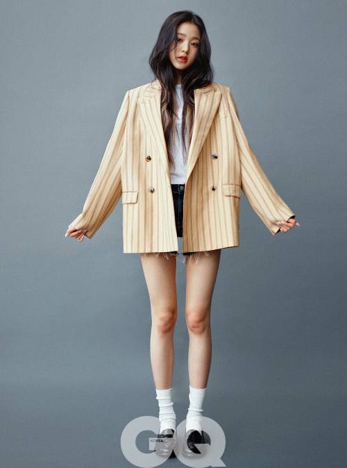 그룹 아이즈원 장원영. 제공|GQ코리아