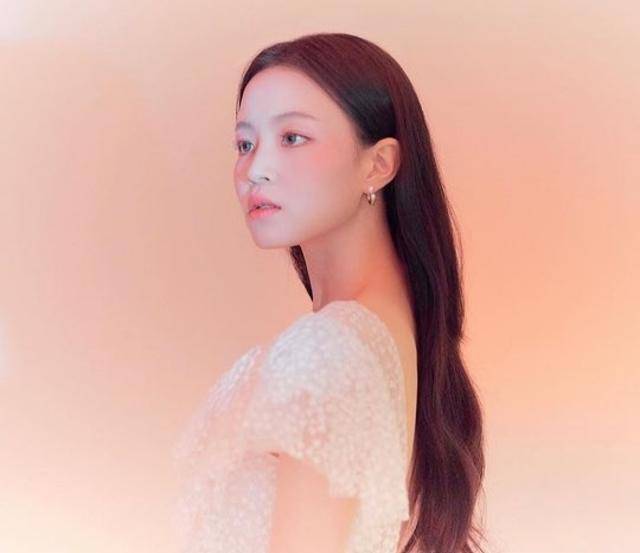 가수 이하이가 컴백을 암시하는 글을 게재했다. 이하이 SNS