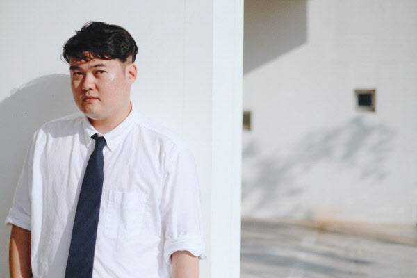 /문학동네 사적 대화를 소설에 그대로 인용했다는 논란에 휩싸인 김봉곤 소설가.