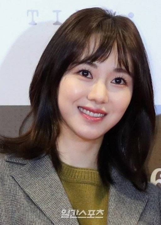 권민아