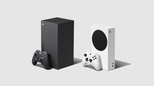 마이크로소프트가 오는 11월10일 한국에 출시하는 차세대 콘솔 게임기 ‘엑스박스(Xbox) 시리즈 X(왼쪽)’, ‘엑스박스 시리즈 S’. /마이크로소프트