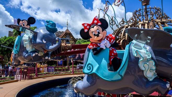 Minnie mouse at Disneyland