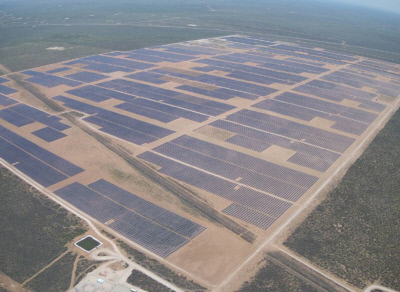 한화에너지 미국법인 174 Power Global이 지난 8월 미국 텍사스주에 완공한180MW 급 태양광 발전소 전경｜한화에너지 제공