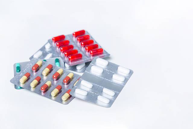 진통제에 내성이 생기는 것은 아니지만, 과다복용하면 간독성을 일으킬 수 있어 주의가 필요하다./사진=게티이미지뱅크