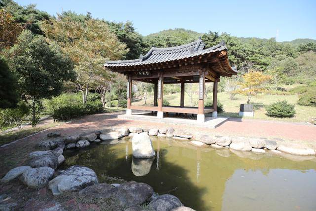 매천역사공원엔 황현과 그의 선조, 후손들의 묘역이 자리하고 있다. ⓒ박준규