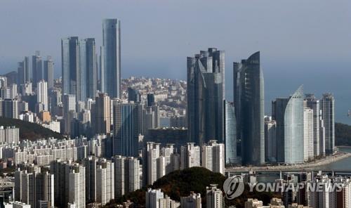 부산 해운대구 일대 아파트와 고층빌딩 모습 [연합뉴스 자료사진]