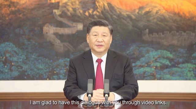 시진핑 중국 국가주석이 19일 화상회의로 열린 아시아태평양경제협력체(APEC) CEO 대화에서 연설하고 있다. EPA 연합뉴스