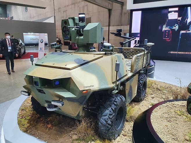 Hanwha Defense’s multipurpose unmanned ground vehicle (Kim Byung-wook/The Korea Herald)