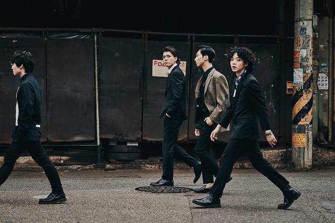 최근 새 앨범 LAME을 발표한 인디록밴드 셔츠보이프랭크와 인터뷰를 가졌다.(사진=BESPOK 제공)