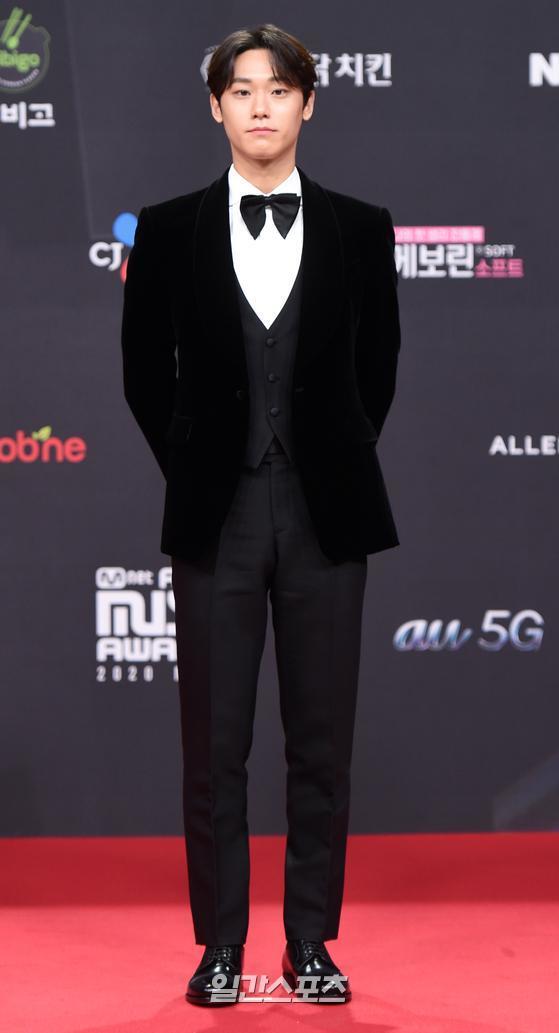  Actor This expression poses during the Mnet Asian MUSIC Awards (Mnet Asian Music Awards) red carpet event on Counter-Strike Online on the afternoon of June 6.2020 MAMA will be broadcast live on Mnet and Olive simultaneously in Korea, and live on channels and platforms in Asia, such as Mnet Japan and tvN Asia, as well as through youtube Mnet K-POP and KCON official channels.  < Photo=Courtesy of CJ ENM>