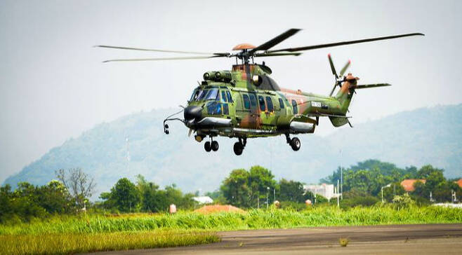 인도네시아 공군이 에어버스 헬리콥터에서 도입한 H225M 수색구조헬기. 에어버스 제공