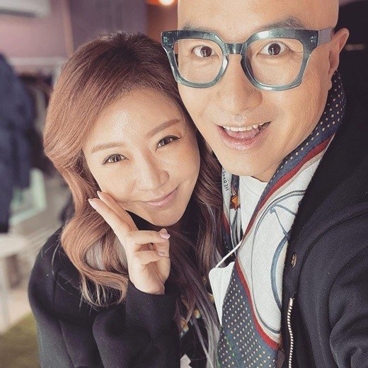 Hong Seok-cheon and Lee Eui-jung, 25 Years of GigiBroadcaster Hong Seok-cheon boasted about his 25-year friendship with Lee Eui-jung.Photo: Hong Seok-cheon Instagram  