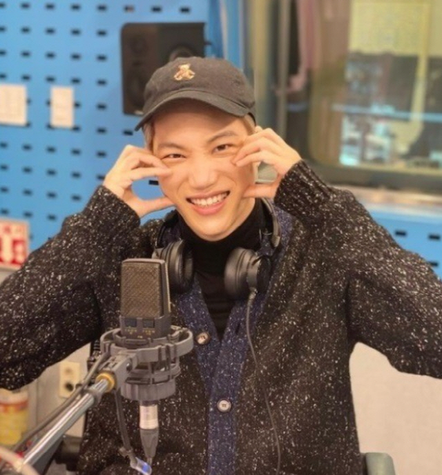 Kai Solo debut is more tense than EXO...Low carbon diet  Jjampong is less [comprehensive] (the shortest)The group EXO Kai expressed his frank Feelingss of debuting as Solo.Singer Kai appeared as a guest in the corner of Choi Dae-seok of SBS Power FM Hwa-Jeong Chois Power Time broadcast on the afternoon of the 8th.EXO Kai recently released her first mini-album, KAI(?), and began her first solo career in eight years with a new song Mmmh.Kais new album title song Mmmh is an R&B pop song with a simple yet addictive melody on a minimalist track.DJ Hwa-Jeong Choi said, The stage artisan Kai has come, and Ive been thinking about seeing it since yesterday. Kai said, Its been a week since I debuted.I am always doing my best with the heart of a newcomer. Hwa-Jeong Choi asked, I actually feel like a boyfriend look, do you usually do this? And said, So the fans said gap difference.He says he can not get out of the gap. Kai is famous for being a fashionista, I wore it without thinking, and Im interested in it, saying, What is that? Hwa-Jeong Choi said.Kai said, I just care if I dress comfortably. I wore the clothes I wore today with a little boyfriend look, and I wore it because I thought I was dating my sister (Hwa-Jeong Choi).The shoes were worn by the Feelings that you can see in the neighborhood, and the original socks are not worn, and when you wear socks because you can not sweat your feet, it is as if you wear gloves.So I dont wear socks, he replied.Kai asked, When do you feel like you are a senior in music broadcasting? The more you are, the more you go to the back,I feel like I am a senior when I do that, he said. But I feel the heart of a newcomer because I am a real newcomer, not a concept of a newcomer. Kai, who also worked as EXO and SuperM, said that Feelings was different from the third debut as a solo singer this time.Kai said: When I debut to EXO, I was 19 and knew nothing.It was Feelings that the baby came out of the world, he said. In SuperM, there were no new Feelings when I was still active.I had to show more and better. This time, its only showing me. I feel a little real. Its the new Feelings because of the fact that I know how nervous this is and debut it.As for the difference from the EXO activity, The most lonely and empty moment is when to eat, he said. Because there are many people, I can share various menus and eat them.I can also shrug with the members, but I am lonely because I do not have it. Kai, who is on a diet because of his solo singer activity, said, I am doing low carbon, and I wanted to eat meat delicious, so I looked for recipes.I want to make curry and paws after the activity, he said. Jjamppong is a hard-to-be-preserving food. I learned the taste of Jjamppong earlier this year.I can not forget the unflavorable Jjamppong. Also, Kai said, I still think of Jjamppong because I ate so much, and its so delicious that I eat once and I never eat when Im active.I want to eat raw ramen on the day of the activity, and I want to get up the next day and eat Jjampong immediately. Its good when you want to be alone or you dont want to be loud, and theres time to concentrate, you can go the day, he said, revealing the advantages of being alone.I also received a lot of support from EXO members. EXO members called yesterday.It is so cool, it is so good, he said. I asked Taemin a lot, and Ravi said that his style is good for me.Hwa-Jeong Choi recently praised Kai for using pretty words and playing well with his nephews on the air, and Kai said, I am so close to my sisters.I like to spend time with my family. I did not know, but I did. I think the children know the broadcast, he said. I usually play with my sister, so I do not play so much because I do not play with my sister.Last year, he also played in the JTBC entertainment program Knowing Brother. Kai said, Yesterday was the first anniversary. I didnt hear it. I said, Did you make a mistake?But I have been confident since then because I have been doing a lot of fun around me. I am confident when I go out to the arts.He cited the Solo album as the best thing he did this year.I actually wanted to see my fans before this year, he said. I do not think I can do this year, but I want to see it next year.The heartfelt Feelings of Kais fan love caught my eye.