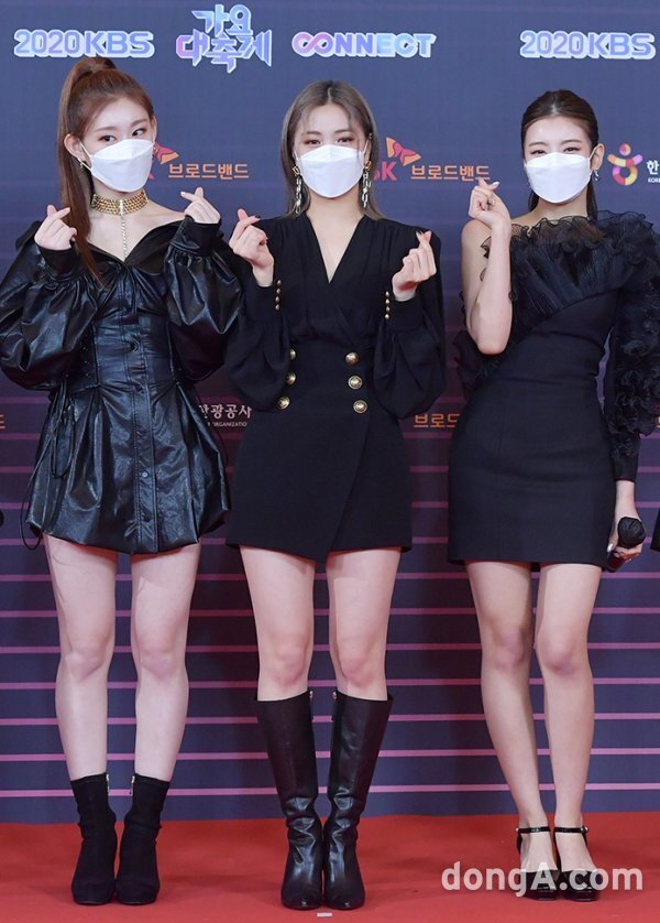 Chaeryeong - Ryu Jin - Lia, ITZY for the 2020 KBS Song FestivalChaeryeong, Ryu Jin, and Lia of group ITZY pose at the 2020 KBS Song Festival held at KBS in Yeouido, Seoul on the afternoon of the 18th.The theme of 2020 KBS Song Festival is Connect, which means that K-pop singers and fans can not meet in the world that has been reversed by COVID-19.On this day, BTS, Park Jin-young, Stern, Twice, Taemin, Pol Kim, Seventeen, Kim Yeon-ja, Sulundo, NCT, Jesse and Jackson will appear.