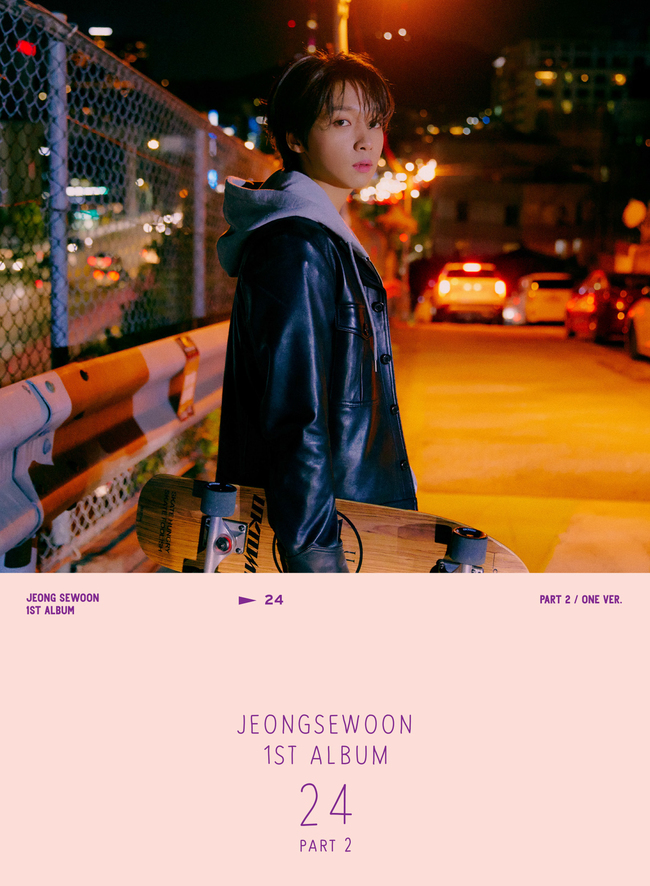 Jeong Se-woon reveals mysterious yet dreamy charmStarship Entertainment released the second photo-teaser ONE version of Jeong Se-woons first music album 24 PART 2 on the official SNS channel on the afternoon of December 29th.Jeong Se-woon in the open photo Teaser is staring at the camera with a dreamy eye with a Polaroid camera.In addition to retro sensibility, the figure of Jeong Se-woon in the photo that creates a faint atmosphere stimulates curiosity about Shinbo.In another Teaser, the Jeong Se-woon in a quiet night street shows a clear eye with a mysterious mood.The figure of Jeong Se-woon, which creates a different atmosphere from the previous one, is combined with emotional lighting in the dark, doubling interest in the title song IN THE DARK (In the Dark) as well as Shinbo.Jeong Se-woon hopes to show his own sensibility by bringing more mature musical ability through the first music album 24 PART 2.Following the 24 PART 1, Jeong Se-woon, who also participated in the production of the entire song in this new album, will continue the comeback countdown through Photo Teaser, 24 films, music video Teaser, and album preview.