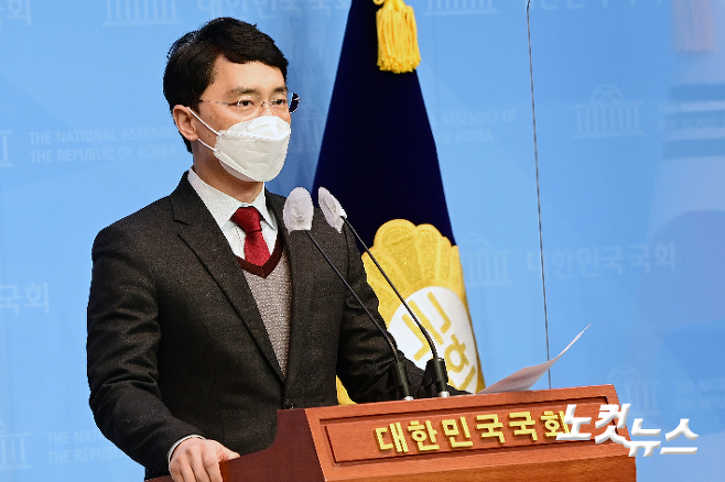 인턴 비서 성폭행 의혹으로 국민의힘을 탈당한 김병욱 의원. 윤창원 기자