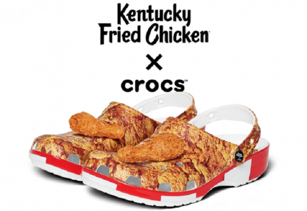 고무 소재 신발 제조업체 크록스와 패스트푸드 업체 KFC가 협업해 지난해 2월 선보인 '치킨 신발'./KFC