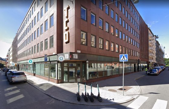 스웨덴 스톡홀름에 있는 TCO(스웨덴 사무전문직 노총) 본부 건물 전경. 구글어스