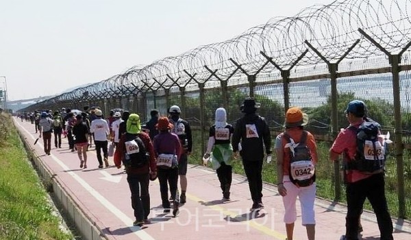 DMZ 평화의 길 걷기