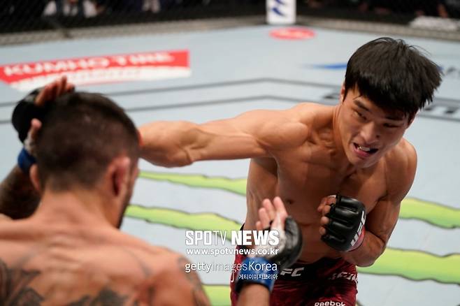 ▲ 최승우가 2021년 한국 파이터로는 처음으로 UFC 옥타곤을 밟는다.