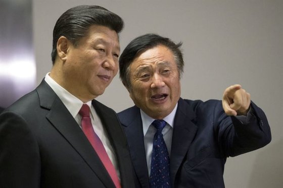 중국 시진핑(왼쪽) 주석과 화웨이 창업자 런정페이.
