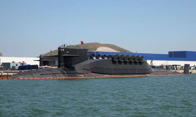 중국 094형 핵잠수함 [위키디피아 제공. 재판매 및 DB 금지]