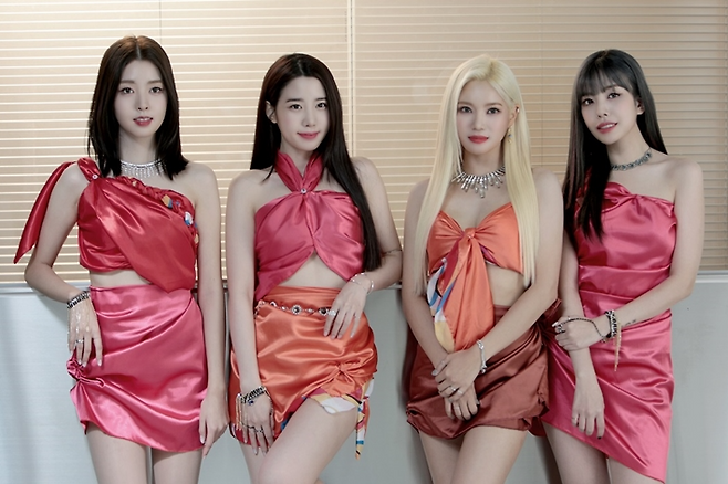 19일 저녁 6시 미니 4집 '언다잉 러브'를 발매하는 걸그룹 베리굿. JTG엔터테인먼트 제공