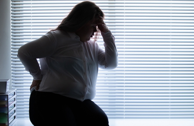 비만하거나 과체중인 사람은 뇌압 상승으로 인한 합병증이 발생할 위험이 높다./사진=클립아트코리아