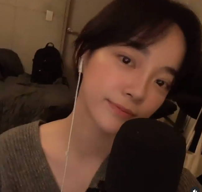 Kim Se-jeong, the protagonist of Wonderful Rumors, conveyed his daunting heart after the end.Kim Se-jeong posted the video on Instagram on January 25 with an article entitled Sleep and Dream.Kim Se-jeong in the video is singing in front of the microphone with his earphones in it. I feel like dreaming in a face full of happiness.Kim Se-jeong said, Thank you for letting me dream again, revealing the end of the wonderful rumor.Kim Se-jeong, who regained the joy of dreaming again after the work is over, makes a smile.I am more excited about what Kim Se-jeong will do in the future.On the other hand, OCN TOIL original Wonderful Rumors, which was a wonderful weekend night with a solid story and cider development, ended on the 24th.Kim Se-jeong played a hot role in the counter counter-based human radar Dohana.Lee Hae-jeong on the news