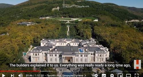 나발니가 공개한 '푸틴 궁전' 항공 사진. '반부패재단' 유튜브 영상 캡처
