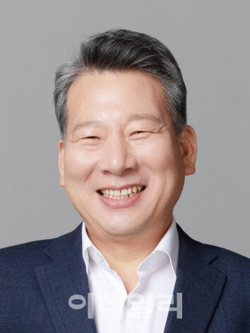 양길수 제17대 한국감정평가사협회 신임회장 (사진=한국감정평가사협회)