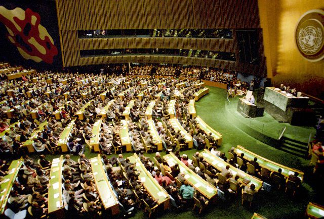 바이든 대통령은 유엔이나 WTO(세계무역기구) 같은 국제기구를 적극적으로 활용하는 다자외교를  펼 전망이다. 사진은 뉴욕 유엔본부에서 열린 유엔총회./위키피디아