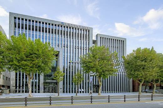 17대 한국감정평가사협회장 선거에서 양길수 후보가 총 유효투표수 3454표(투표율 81.9%) 가운데 2162표(득표율 62.6%)를 얻어 당선됐다. /사진제공=협회