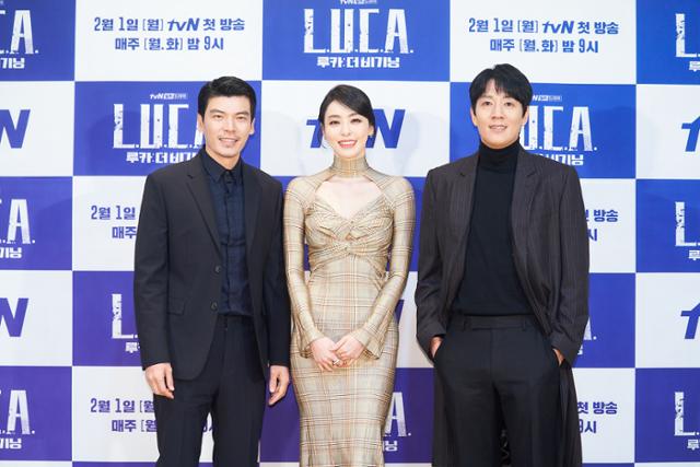 배우 김래원, 이다희, 김성오가 거대한 음모에 맞서는 추격 액션극 '루카'를 통해 오는 2월1일 시청자를 만날 예정이다. /사진=tvN 제공