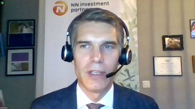 NN Investment Partners CIO Valentijn van Nieuwenhuijzen speaks at a teleconference with South Korean reporters. (NN Investment Partners)