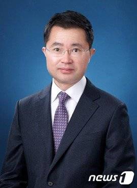 공수처 초대 차장으로 단수추천된 여운국 변호사. (법무법인 동인 홈페이지) ⓒ 뉴스1