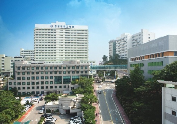 서울 한양대병원에서 코로나19 23명 집단 감염이 발생했다. /사진=한양대병원 제공