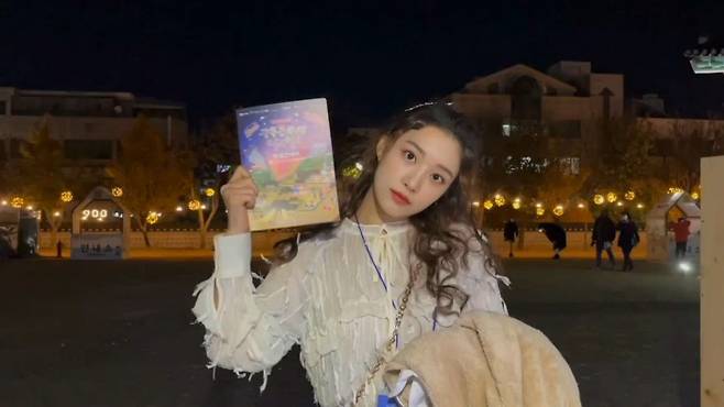 유튜브 채널 ‘루이커버리’(RuiCovery)의 주인공 ‘루이 리’는 딥페이크 기술이 만들어 낸 버추얼 휴먼, 가상 인간이다. 루이커버리 유튜브 캡처