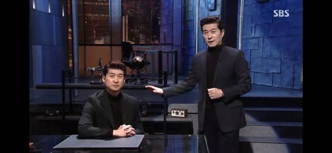 ▲딥페이크 기술을 통해 2명의 김상중씨를 만든 SBS '그것이 알고싶다'의 연출.