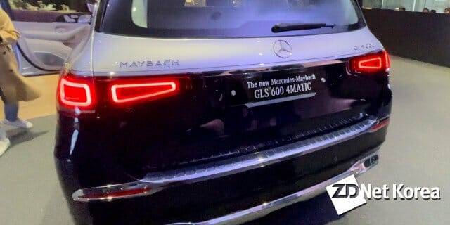 메르세데스-마이바흐 GLS는 총 6가지의 투톤 컬러 색상을 제공한다