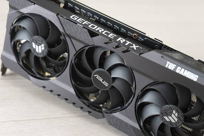 GTX 1060 6GB 혹은 이하 성능의 그래픽 카드를 대체하기에 충분하다. 출처=IT동아