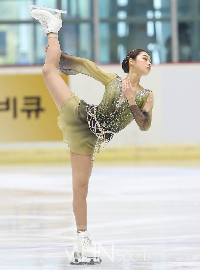 위서영(수리고) 빙판위에 나타난 공주님의 자태ⓒMHN스포츠 성대우 기자