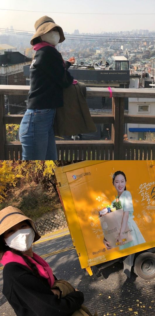 Gong Hyo-jin set to go out with Garrincha face with Mask and HatActor Gong Hyo-jin posted a recent photo on his instagram on the afternoon of the 16th without any comment.In the public photos, Gong Hyo-jin is on his way out in the warmer spring.Gong Hyo-jin wears a wide-brimmed Hat and a large Mask, making it hard to see who it is at first glance.However, when the car with my large advertisement image passed by, I laughed as I showed my disarmed appearance by taking a certification shot.On this day, the concentration of fine dust in the metropolitan area is very bad as the whole country is affected by Yellow sand.Gong Hyo-jin is taking a break after the KBS2 drama Around the Time of Camellia Flowers, which was broadcast in 2019, and is choosing his next work.Gong Hyo-jin SNS