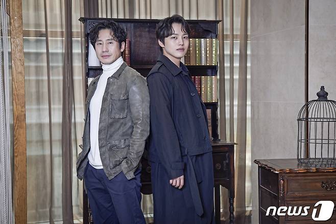 신하균(왼쪽) 여진구/ 사진제공=JTBC © 뉴스1