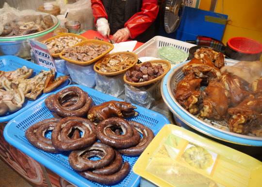 연서시장의 대표 노포 맛집 연서순대국과 청일집
