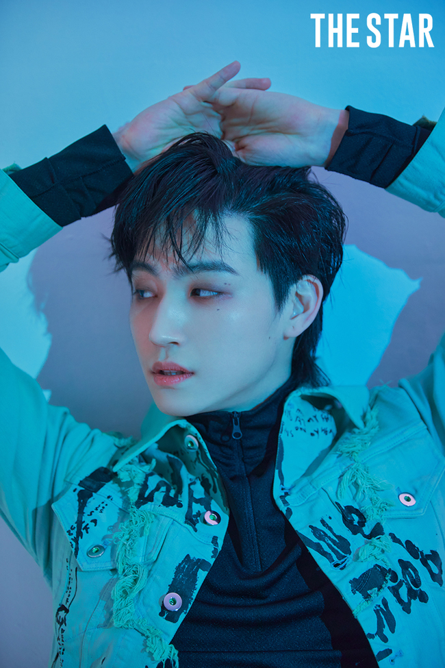 A pictorial of group GOT7 leader JAY B (J.B.) has been released.JAY B revealed his unique swag and sexy in this picture released in the April issue of The Star Magazine.In an interview after the filming, JAY B said, It is hard to believe that I decorated the star cover, which is the eighth anniversary of the founding.I took a hard shot because I was grateful for choosing me. JAY B, who recently left JYP Entertainment, a long-time agency, and started to stand alone. I contacted him about his work and found out the importance of work and opportunity.If I had not had such a time, I would have realized less about my work than I am now. I was grateful for the opportunity and the satisfaction of my work increased.When asked about the teams meaning to GOT7 leader JAY B, he said, Its one of the most important things in life.Thank you for having our team, he said. We need to know that we are because we have GOT7. If my start was Solo, it wouldnt matter, but the start was GOT7.Thats what made me now, he said.JAY B, which has a typical artistic aspect.When asked about what inspires me, I said, It is a lot of situations, people, experiences and indirect experiences. What I do, such as photography and paintings, affects not only music but also living itself.I am a person who wants to express and leave what I feel. As for the reason why fans love themselves, he said, I really do not know.I am not popular among my friends, he said. But if I choose one, is it because I worked hard and steadily?Honestly, I havent worked hard on stage in the last decade.Im really sorry that I cant be so nice to my fans on stage because of my personality, but Im sure Ive never neglected it on stage as a singer.Finally, I want to say to my fans, I really want to say thank you, not formal, that I will do my best!I hope you will look forward to your future activities, not worry, as you will be able to time as much as possible, such as GOT7 and units. 