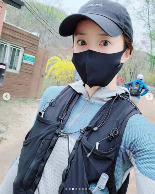Actor Lee Si-young did Climbing with Siwan, Cho Won-hee, Lee Young-pyo and Sean.On the 3rd, Lee Si-young wrote on his instagram, Todays dawn Cheonggyesan. The mountain before the rain was too good.Today, the air was good. My brothers and Siwan took 37 minutes and I took 39 minutes. It is so good to climb together. I am going to Cheonggyesan for 10 consecutive days, but the flower is not slowly blooming and the buds are not coming up, but the mountain changes at some point in the night. I have only azalea sometimes until yesterday, and I have not been Konyaspor Konyaspor yet. The whole tree was full of green leaf buds.So, as you descend, you come down alone, impressed by Cheonggyesan. Make sure you go to the spring mountain. Its healing, he added.In addition, the photos released include Sean, Siwan, Lee Si-young, Lee Young-pyo, and Cho Won-hee, who have reached the top of Cheonggyesan.Meanwhile, Lee Si-young has appeared on Netflix Sweet Home and has shown perfect muscle body.a fairy tale that children and adults hear togetherstar behind photoℑat the same time as the latest issue