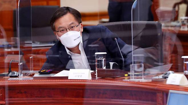 지난달 29일, 반부패정책협의회에 참석한 조남관 검찰총장 직무대행 (사진=연합뉴스)