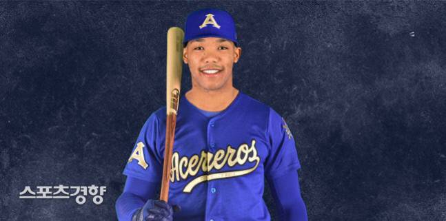멕시칸리그 아세레로스 데 몬클로바에 입단한 에디슨 러셀. 아세레로스 데 몬클로바 구단 홈페이지 캡쳐